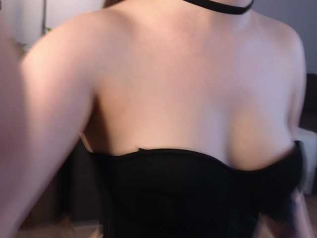 MillaKowal's BongaCams show and profile