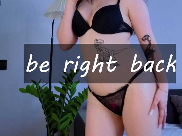 MillaKowal — Play with my pussy^^