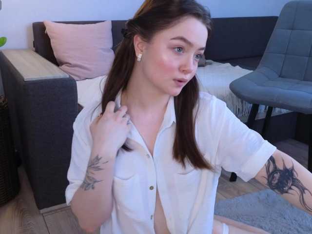 MillaKowal – webcam model profile photo