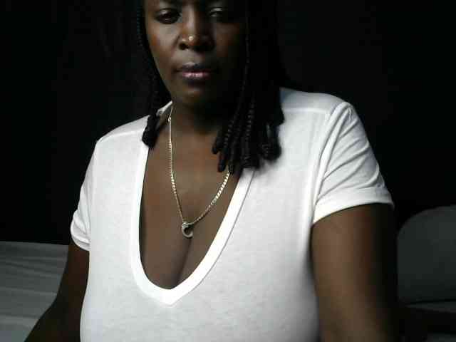 Prettycarl257-1 webcam