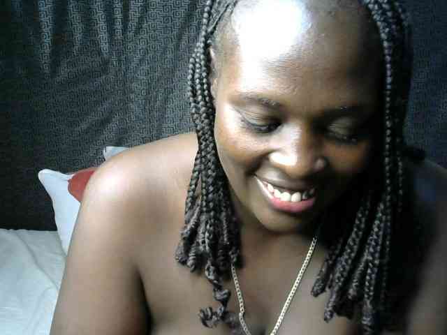 Prettycarl257-1 webcam