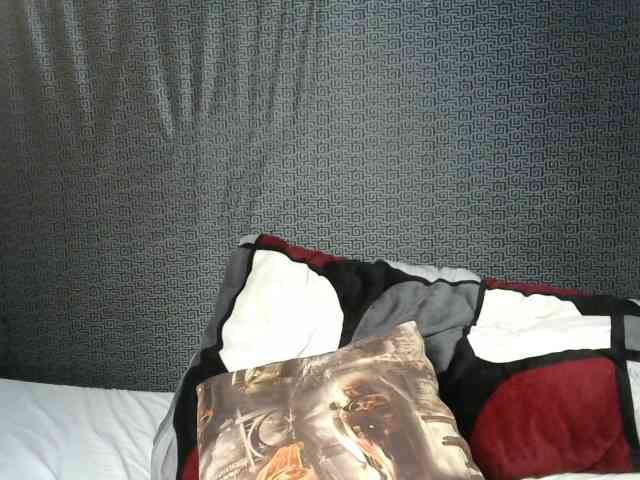 Prettycarl257-1 webcam