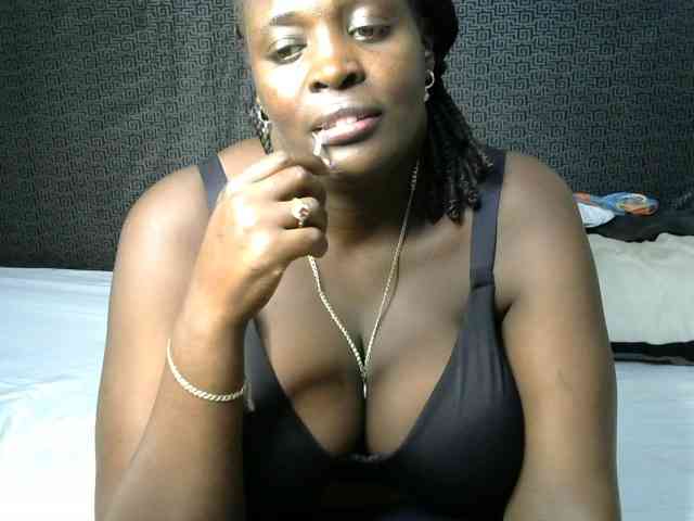 Prettycarl257-1 webcam