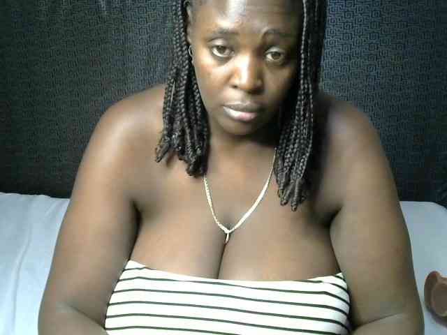 Prettycarl257-1 webcam