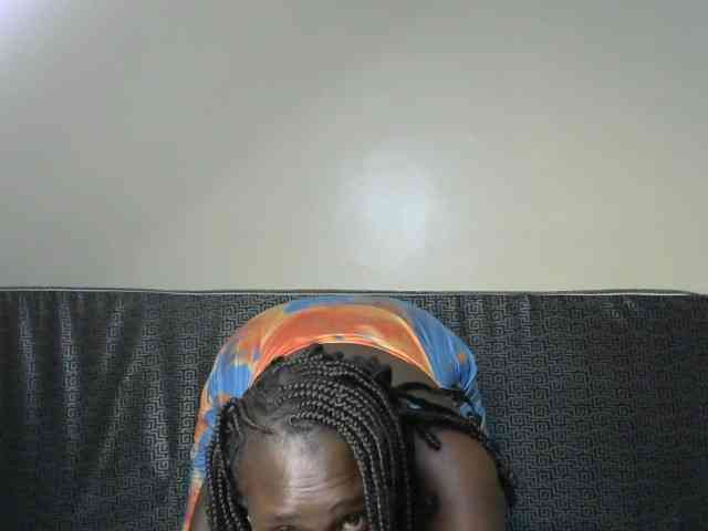 Prettycarl257-1 webcam