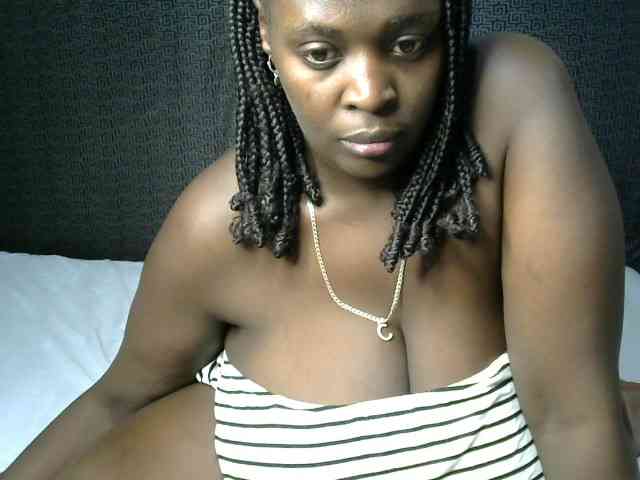 Prettycarl257-1 webcam