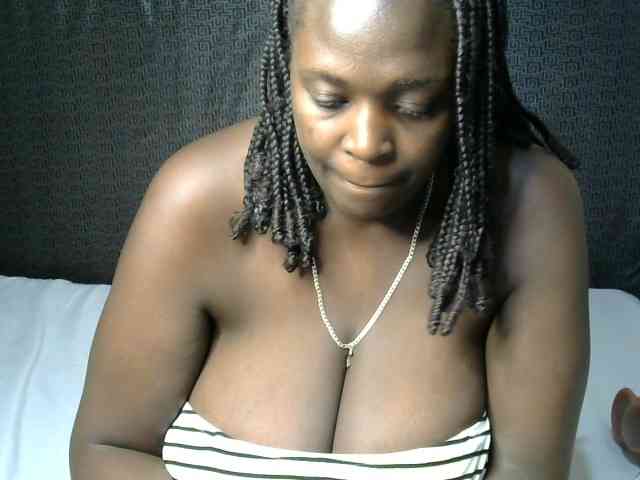 Prettycarl257-1 webcam