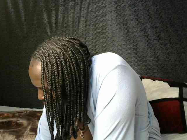 Prettycarl257-1 webcam