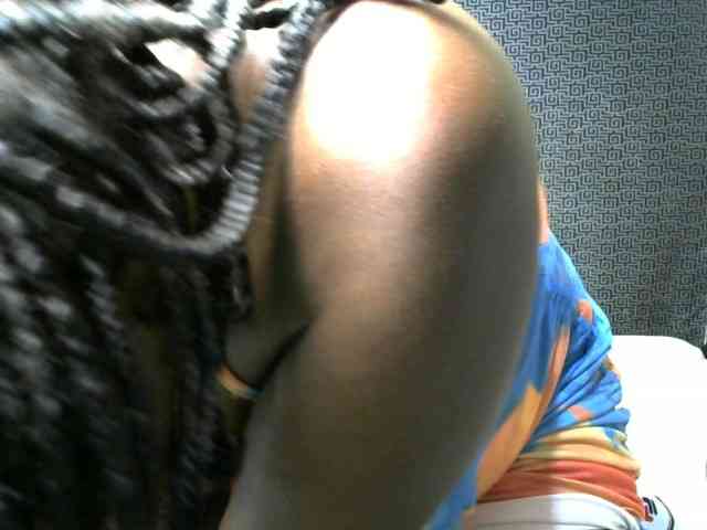 Prettycarl257-1 webcam