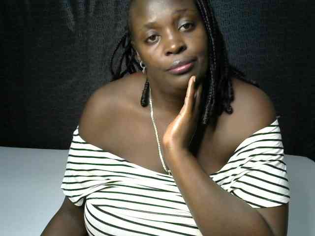 Prettycarl257-1 webcam