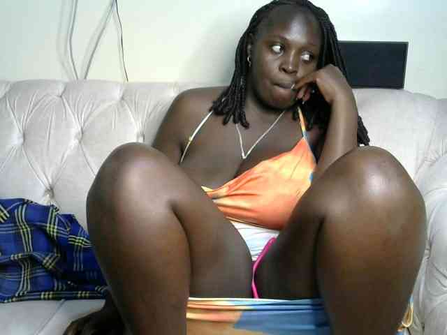 Prettycarl257-1 webcam