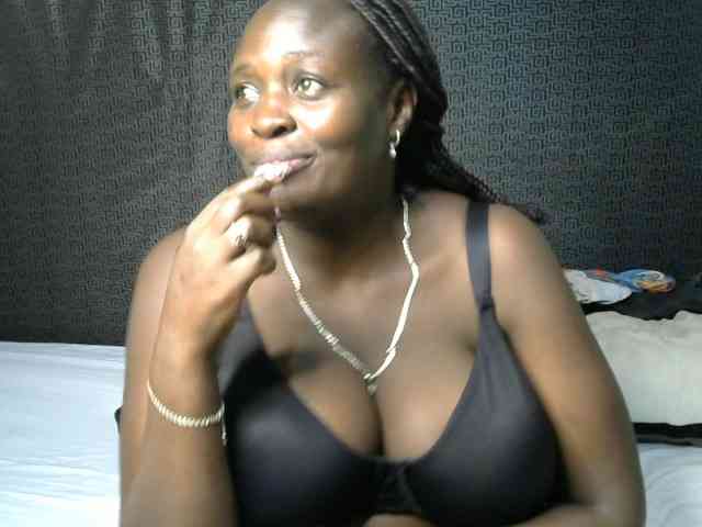 Prettycarl257-1 webcam