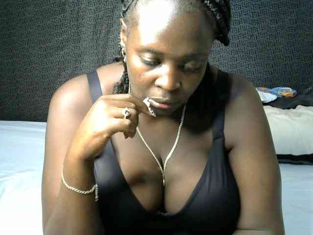 Prettycarl257-1 webcam