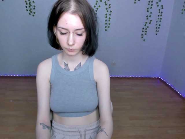 treshkaxxx's BongaCams show and profile