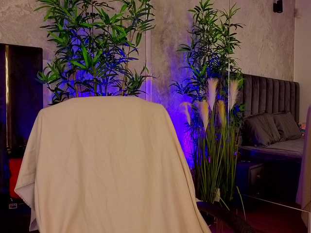 MarieEva's BongaCams show and profile