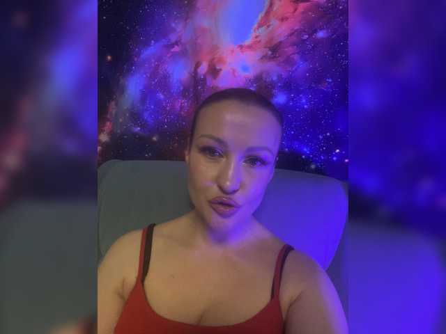 эро-видео OlenkaCosmosFly