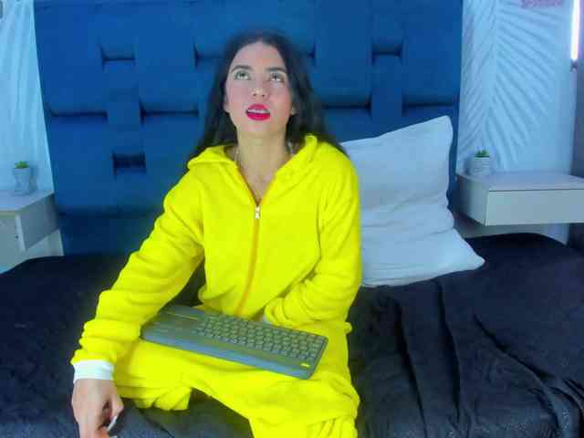 Sweet-Couple18 webcam