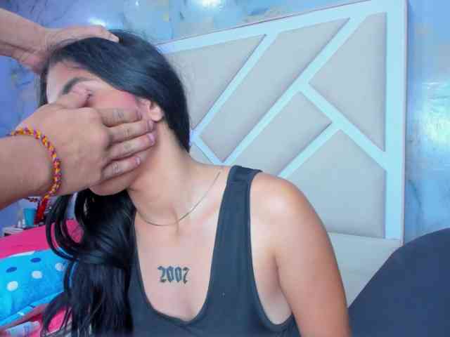 Sweet-Couple18 webcam