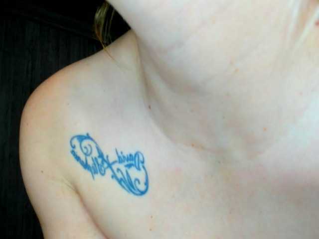 MAHIAMONTENEGRO's BongaCams show and profile