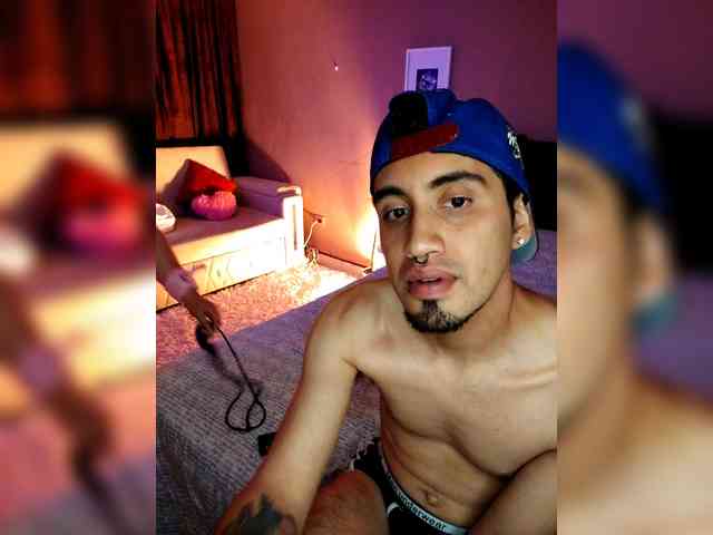 ALICEandCHRIS webcam