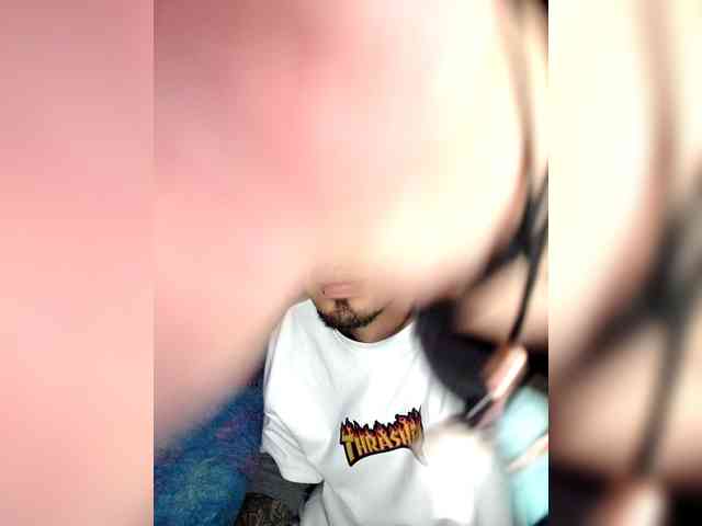 ALICEandCHRIS webcam