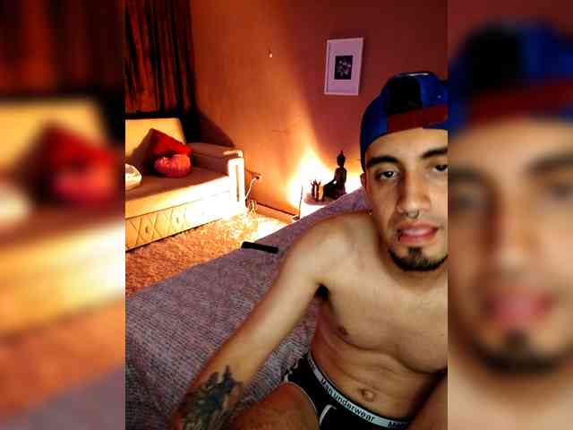 ALICEandCHRIS webcam