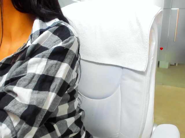 queenrafaelle's BongaCams show and profile