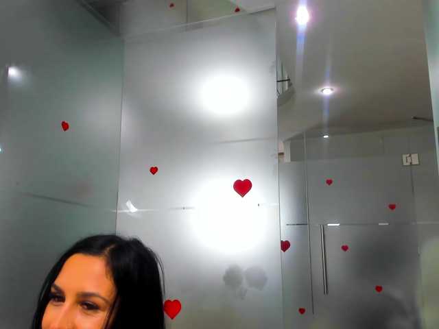 queenrafaelle's BongaCams show and profile