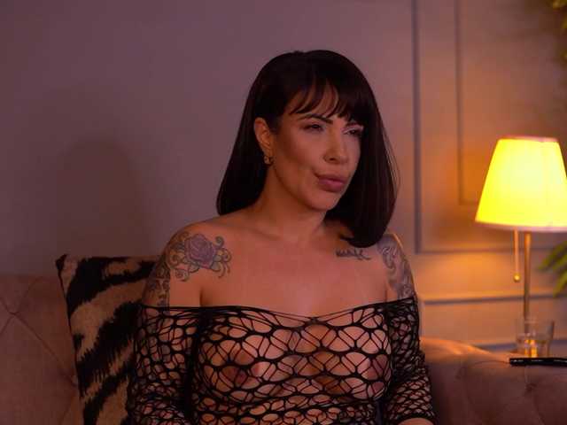 PerfectBootyXO's BongaCams show and profile