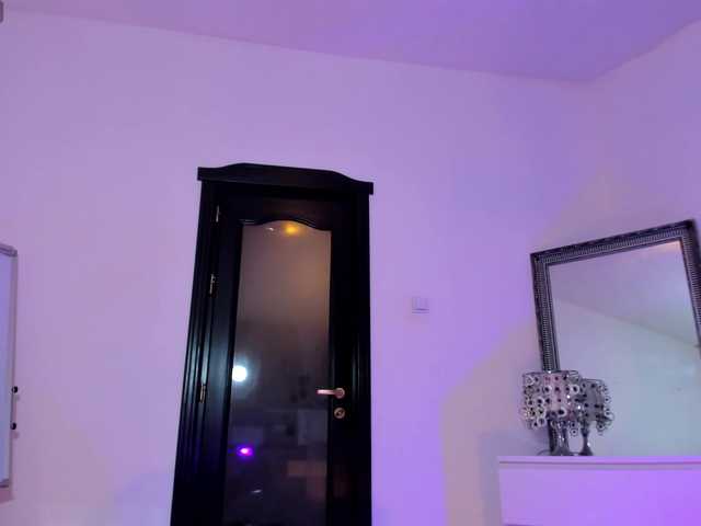 Cheerish's BongaCams show and profile