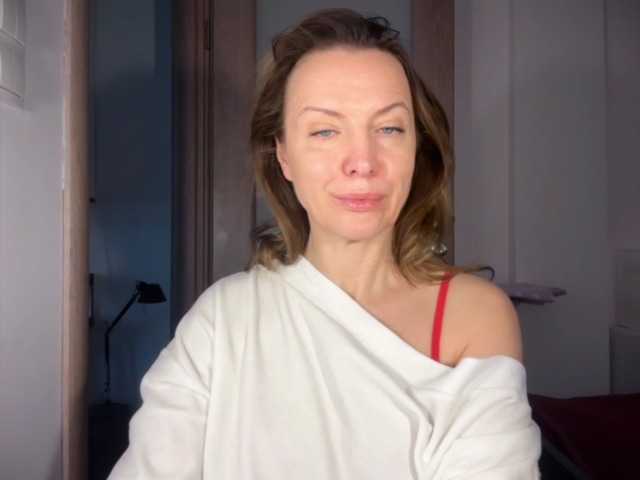 RachellHot's BongaCams show and profile