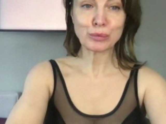 RachellHot's BongaCams show and profile