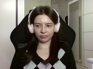 LariceHoney Porn Show