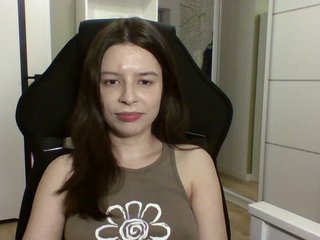 LariceHoney Porn Show