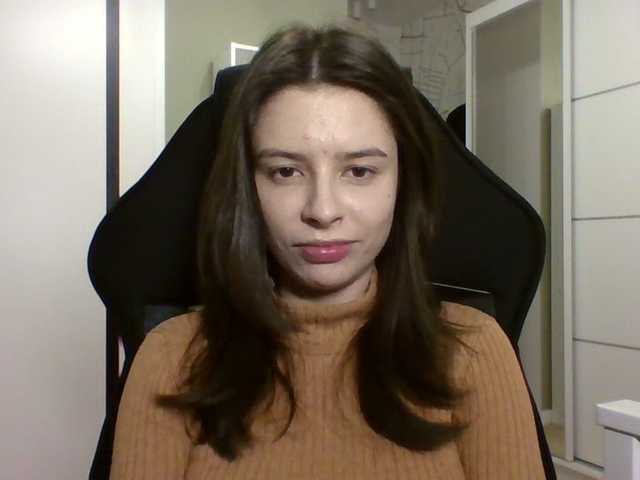 LariceHoney's BongaCams show and profile