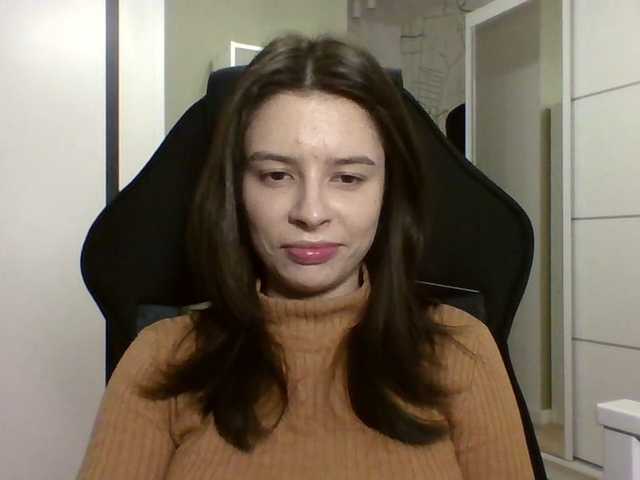 LariceHoney webcam bongacams model stream image