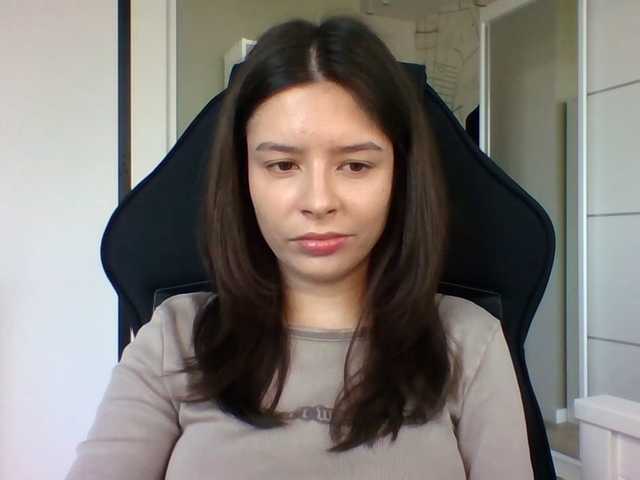 LariceHoney webcam bongacams model stream image