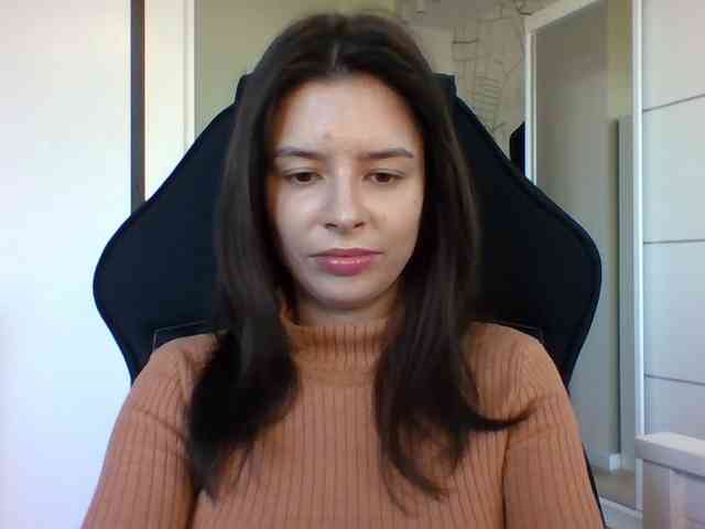 LariceHoney webcam