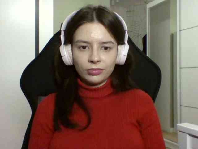 LariceHoney webcam