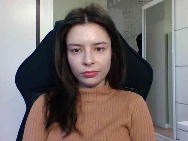 LariceHoney webcam