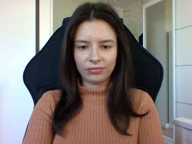 LariceHoney webcam