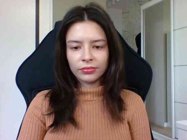 LariceHoney webcam