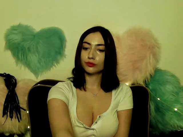 KaylaAmazing's BongaCams show and profile