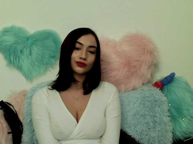 KaylaAmazing's BongaCams show and profile