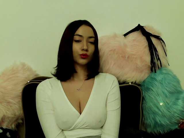 KaylaAmazing's BongaCams show and profile