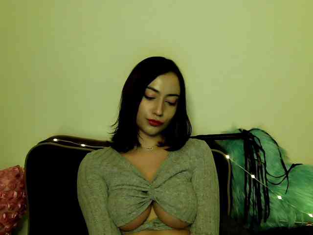 KaylaAmazing Live Webcam on BongaCams