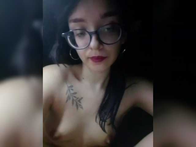 sweety441 – webcam model profile photo