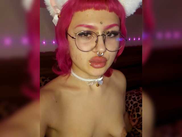 solyankaa's BongaCams show and profile