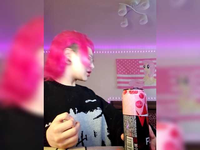 solyankaa's BongaCams show and profile