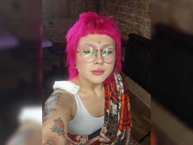 solyankaa's BongaCams show and profile